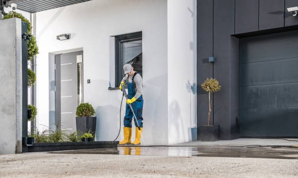 Best Animal Enclosure Cleaning  in Oak Grove, SC